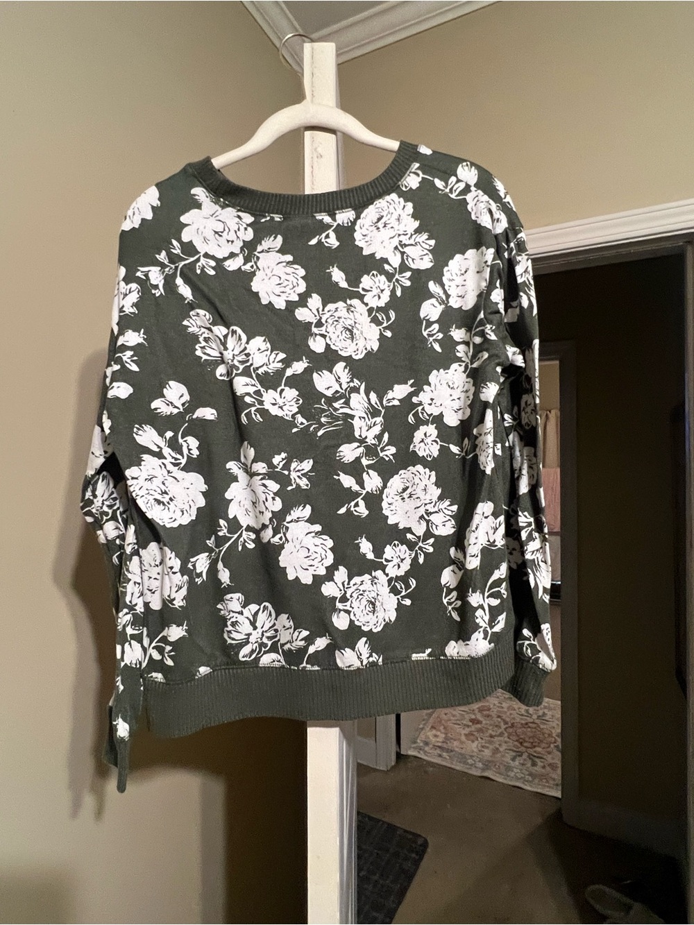 Women’s Floral Pullover Sweatshirt - Olive Green & white, very comfortable for a
